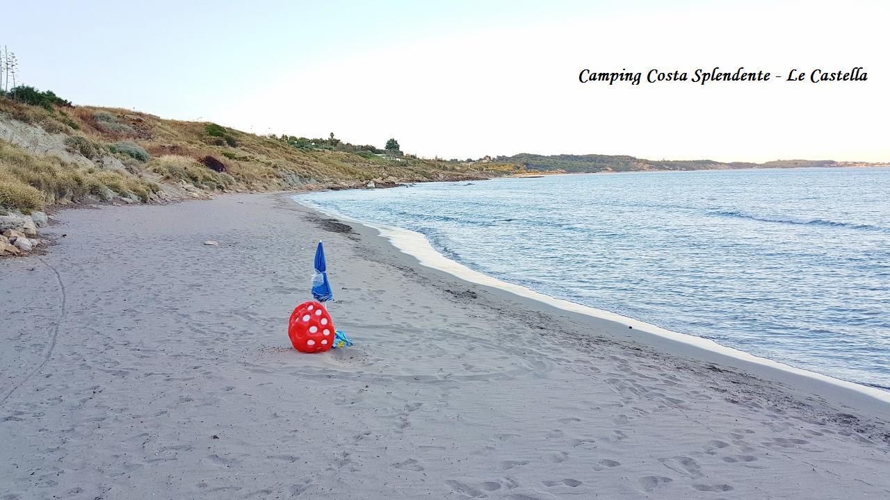 Отель Camping Costa Splendente Sul Mare Ле-Кастелла Экстерьер фото